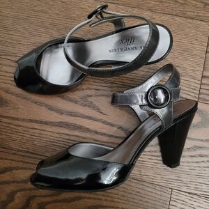 Anne Klein Black Grey Shiny Patent Open Toe Heels 7.5 M